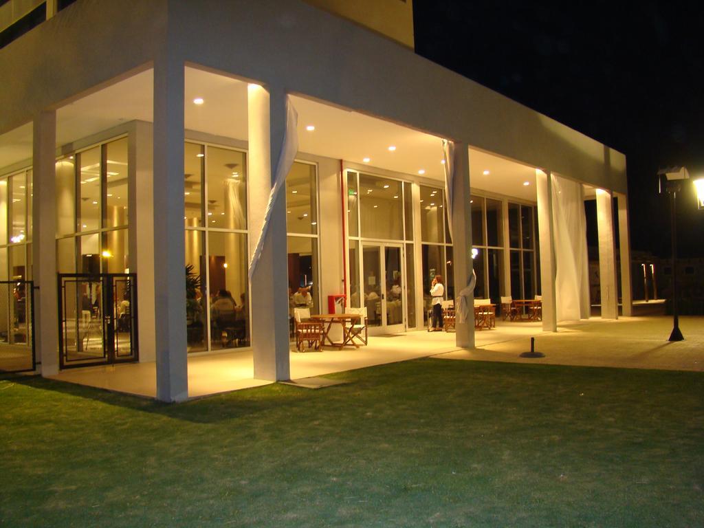 Howard Johnson Ramallo Exteriér fotografie